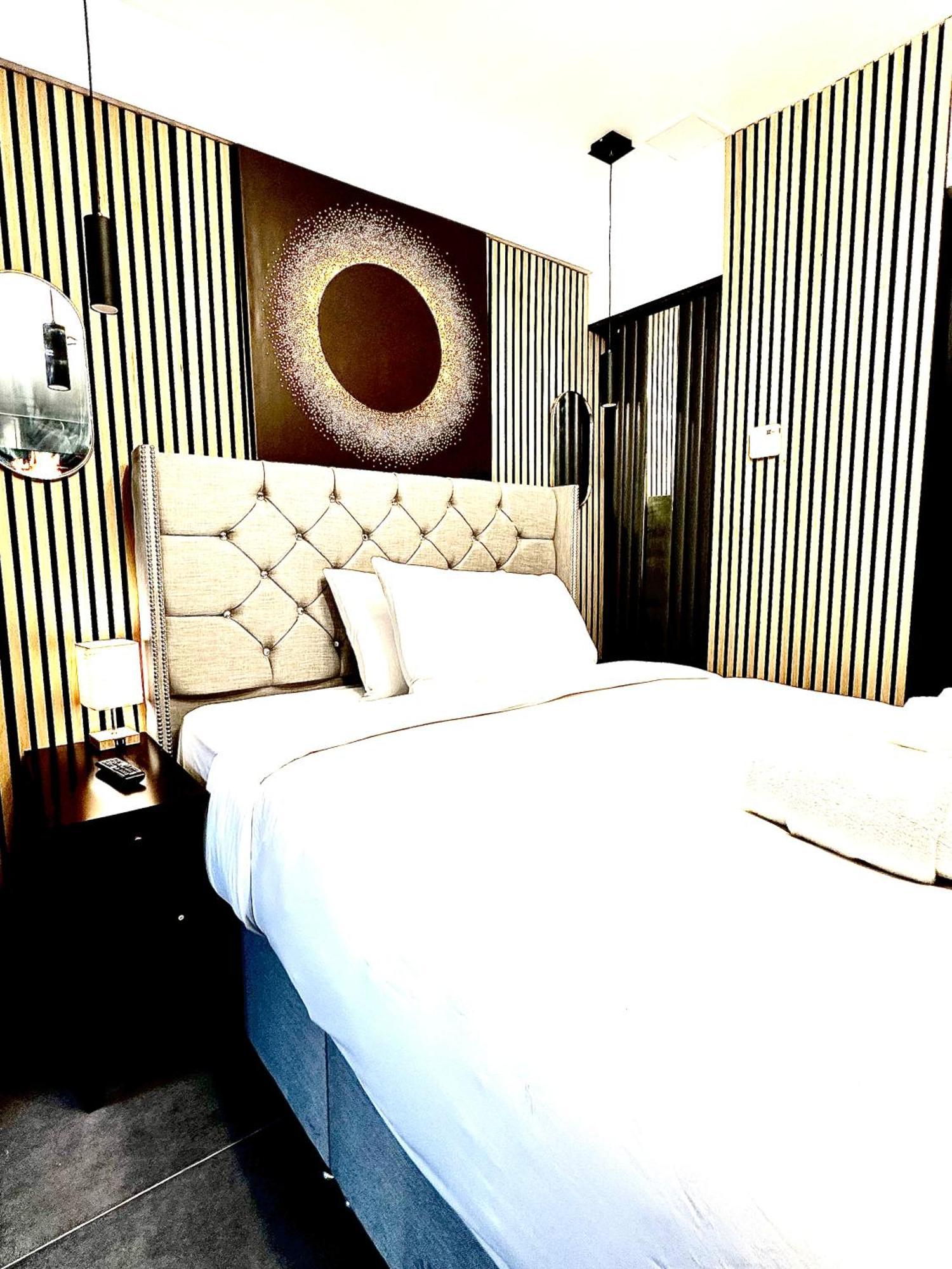 Aparthotel G Eighty Four Londres Exterior foto