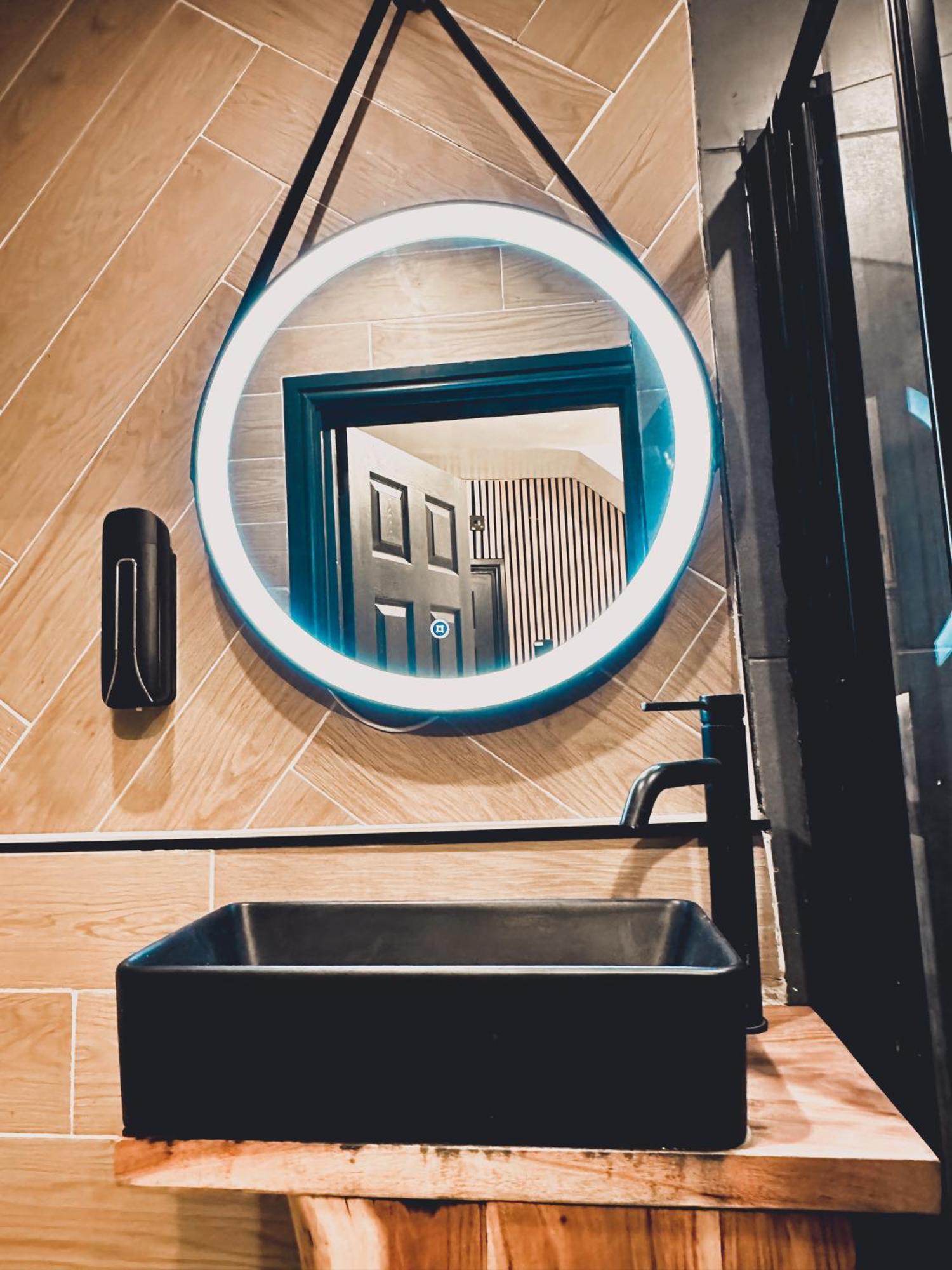 Aparthotel G Eighty Four Londres Exterior foto