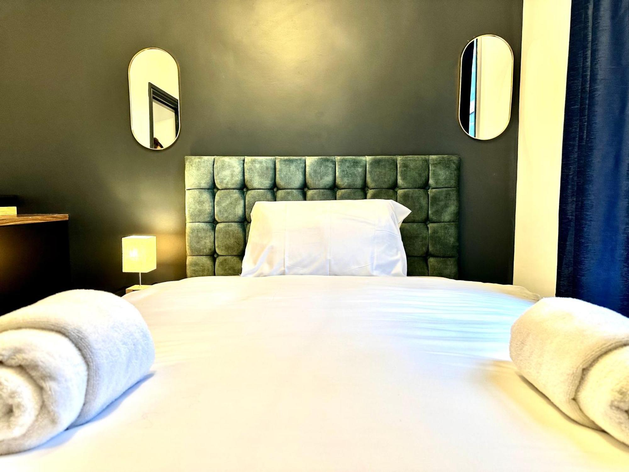 Aparthotel G Eighty Four Londres Exterior foto